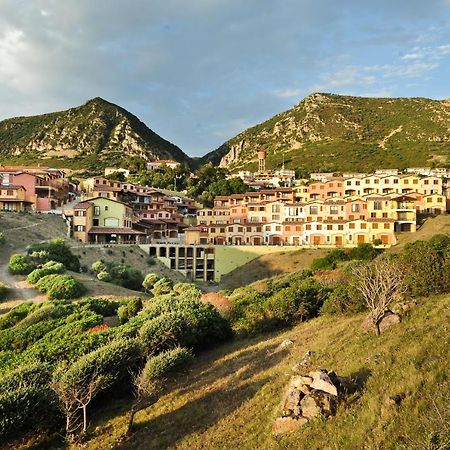 Arromaniu Nebida Esterno foto